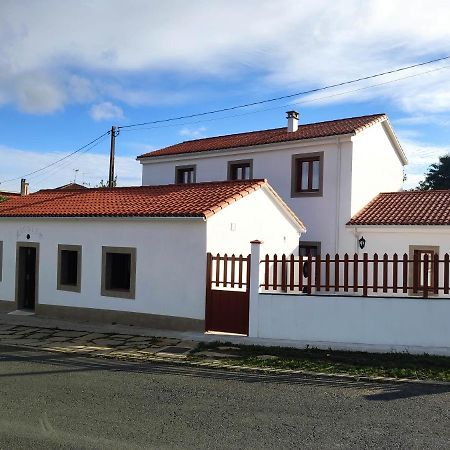 Mirador De Ribadiso Hostel Arzua Exterior photo